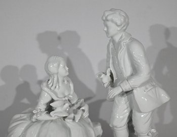 Earthenware " Couple of Galants ", after F.Boucher, Sèvres - End of XIXth century