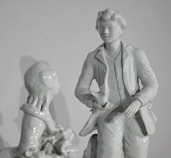 Earthenware " Couple of Galants ", after F.Boucher, Sèvres - End of XIXth century