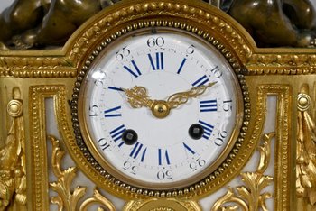Bronze and marble clock, Louis XVI style, Napoleon III period - Middle 19th century