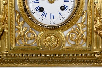 Bronze and marble clock, Louis XVI style, Napoleon III period - Middle 19th century