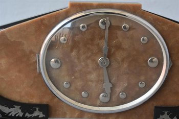 1930's Art Deco Mantel Clock In Onyx And Sanded Marble