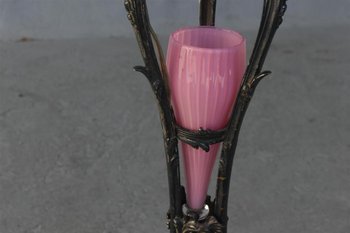 Rare Lampadaire En Métal Argenté Et Opaline Rose Par Maison Christofle époque 1900
