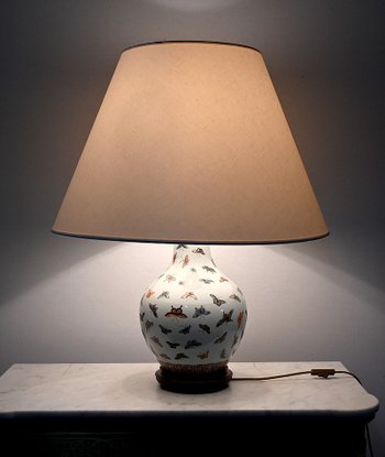 Bedeutende Lampe "Schmetterlinge" aus China Porzellan - 1960