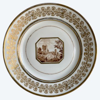 Porcelain plate of the Rouard house