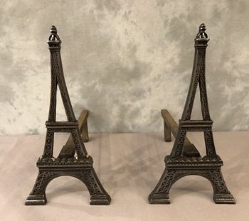Chenets  Ancien En Fonte poli Représentant La Tour Eiffel Vers 1900