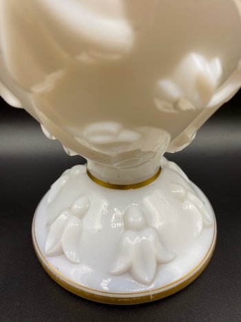 VASE OPALINE SAINT LOUIS 