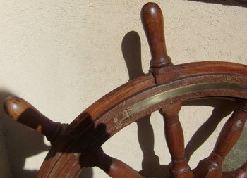 Schiffssteuerrad aus MahagoniXIX.
