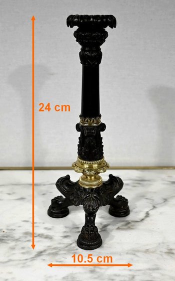 Coppia di candelieri in bronzo, periodo della Restaurazione - inizio XIX secolo