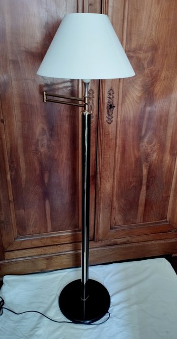 Articulated reading lamp circa 1980