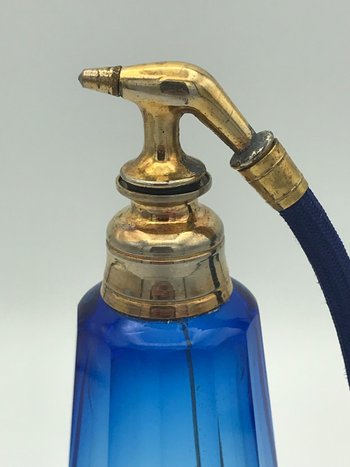 Blue crystal perfume spray