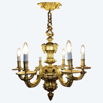 Lampadario in bronzo dorato di stile rinascimentale del XIX secolo con teste di Mascaron