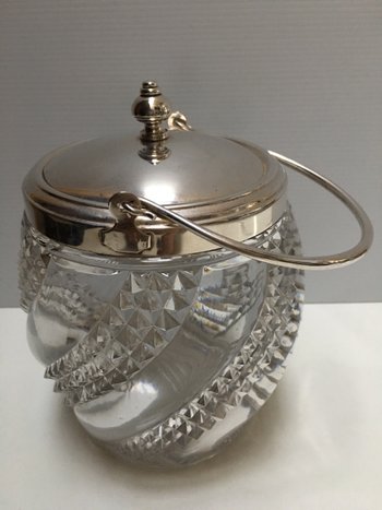 BACCARAT cookie jar around 1900
