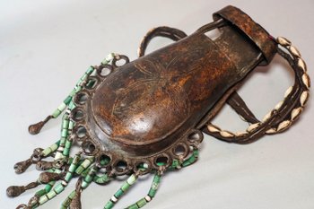Bronze snuffbox, Ghana