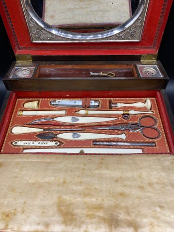TRAVEL BOX & ACCESSORIES 1840