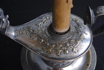 Lampada da borsa dell'acqua calda in stile impero XIX secolo in metallo argentato