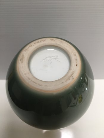 Seladon-Vase aus den 1920er Jahren von JAPAN