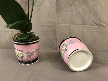Paire De Mini  Cache-Pots En Porcelaine D’époque 19ème