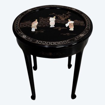 Small Round Asian Table in Black Lacquered Wood - XXth