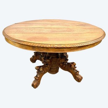 Table de chasse ovale en chêne foret noire à décor de dragon