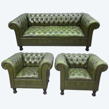 Quilted Green Leather Chesterflied Style Lounge