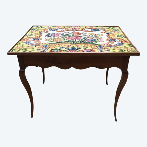 Mid 18th Century Walnut Table