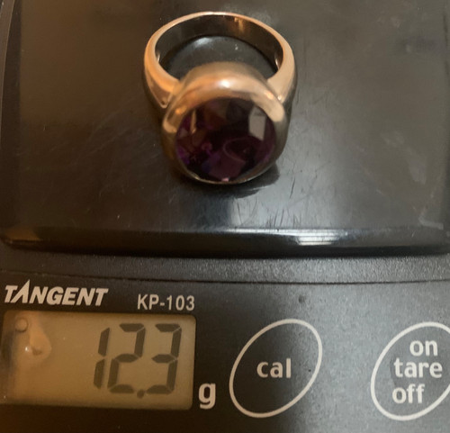 RING AUS STERLINGSILBER & AMETHYST