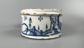 A rare mid 18thc Worcester "Gazebo" pattern coffee cup c1755-9