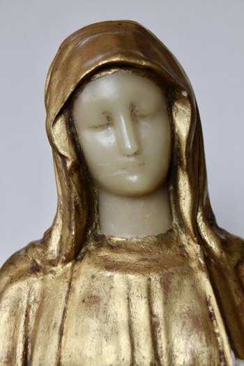 Buste De Vierge En Platre Doré Et Cire