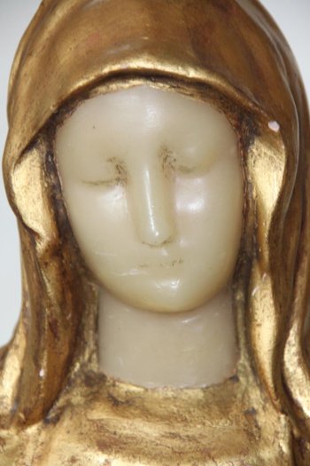 Buste De Vierge En Platre Doré Et Cire
