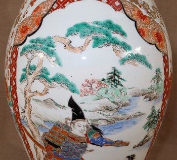Grande vaso in porcellana giapponese - Fine del XIX secolo