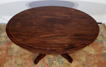 Guéridon Ovale en Palissandre, époque Charles X – Début XIXe