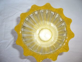 Vase en verre signé P D'Avesn