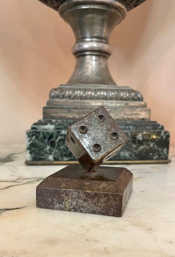 Dadi di bronzo, XX secolo