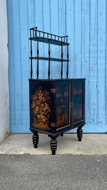 Petit Buffet Chinois, XIXe Siècle