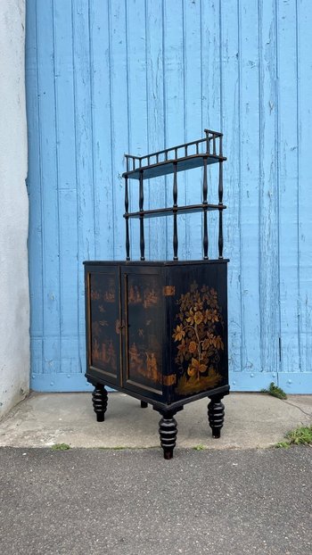 Petit Buffet Chinois, XIXe Siècle