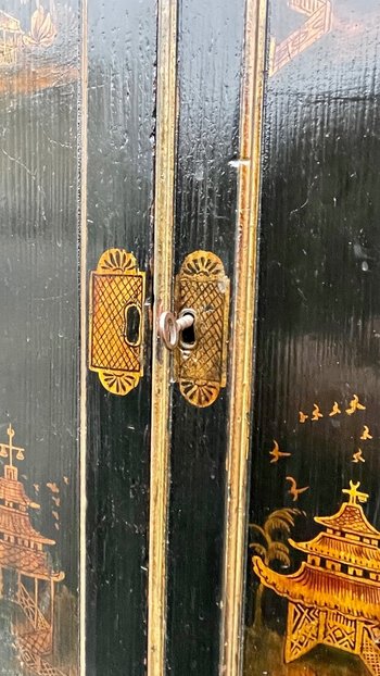 Petit Buffet Chinois, XIXe Siècle