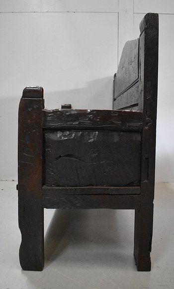 Large Oak Bench with high backrest - 17th century