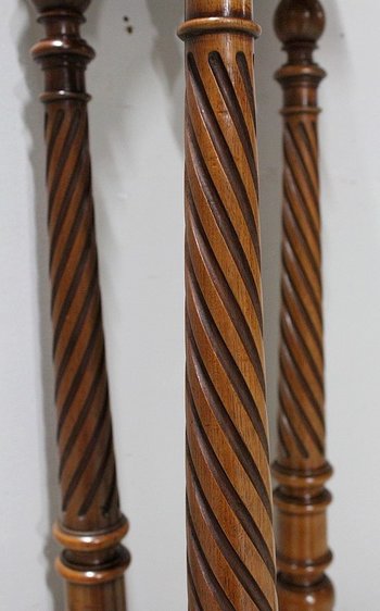 Sellette in Walnut, Gothic spirit - End of XIXth century