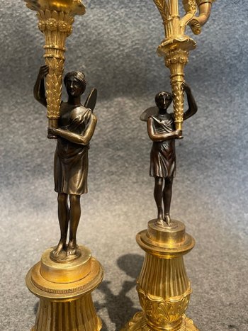 Coppia di candelieri in bronzo, XIX secolo