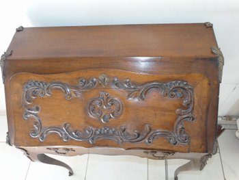 Secrétaire à abattant. Style LXV. Fin XIXème siècle.