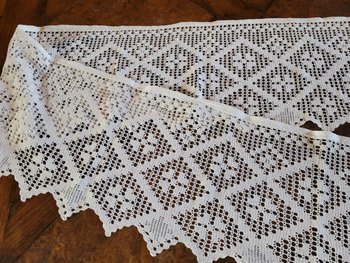 Altar front in lace, early 20th century