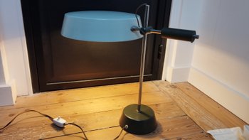 Lampe de bureau à système dans le gout Louis Kalff  circa 1960