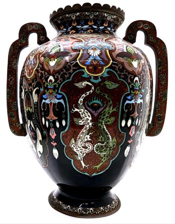 Vases En Cloisonné Aux Myosotis .