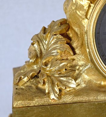 Pendule en Bronze Doré « La Vierge à la Chaise » - 1ère partie XIXe