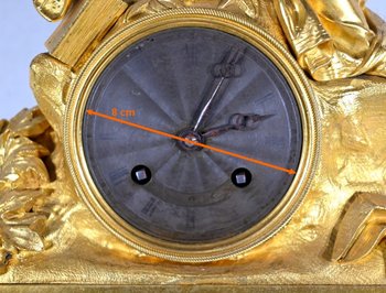 Pendule en Bronze Doré « La Vierge à la Chaise » - 1ère partie XIXe