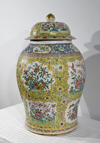 Importante Vaso in Porcellana, Canton - Fine XIX Secolo