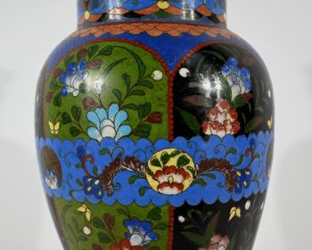Vaso in Bronzo Dorato e Smalti - Fine XIX Secolo