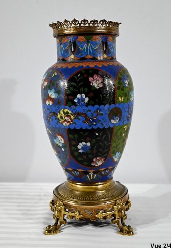 Vaso in Bronzo Dorato e Smalti - Fine XIX Secolo