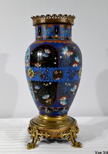 Vaso in Bronzo Dorato e Smalti - Fine XIX Secolo