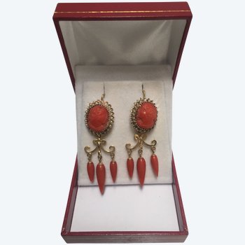 Pair of gold and coral earrings